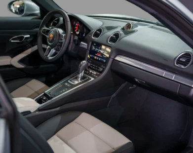 Exclusividade Garantida - Porsche 718 Exclusividade Garantida - Porsche 718